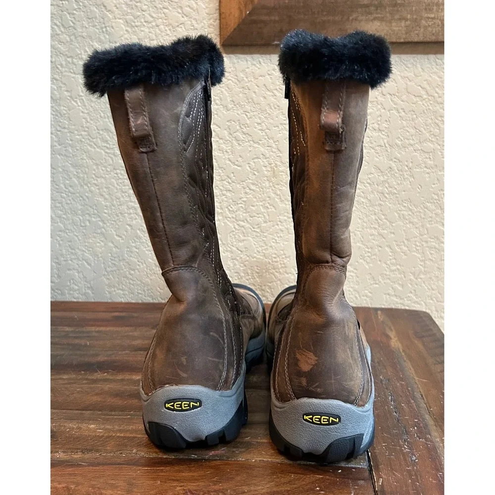 KEEN Bern Baby Bern II Tall Waterproof Boots Womens 9.5 Brown 200g Insulated